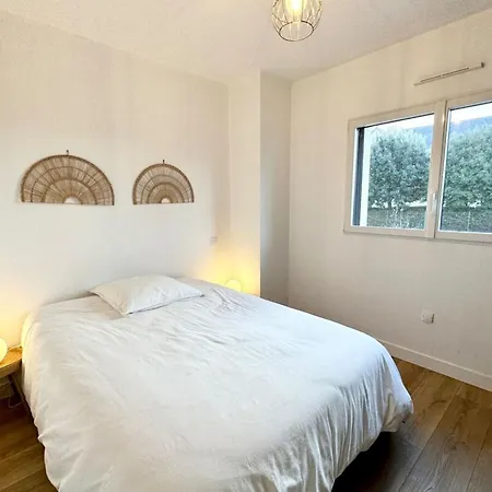 Jolie Maison Recente Ultra Cosy Bord De Belz